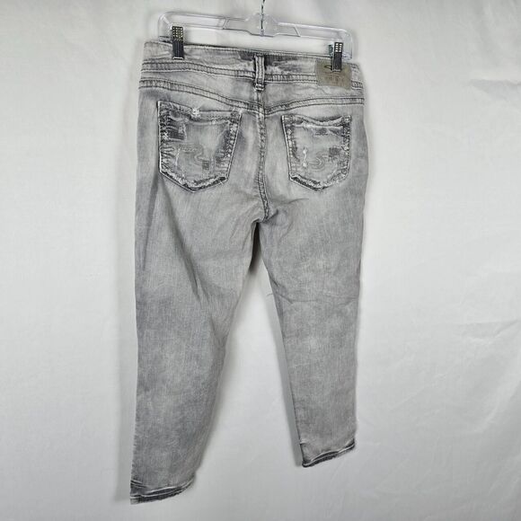 Silver Jeans Women's 28 Silver Gray Light Wash Elyse Skinny Crop Distressed - Picture 15 of 16